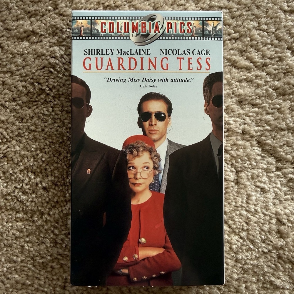 Guarding Tess VHS 1994 Nicolas Cage Shirley MacLaine Comedy PG-13 EUC